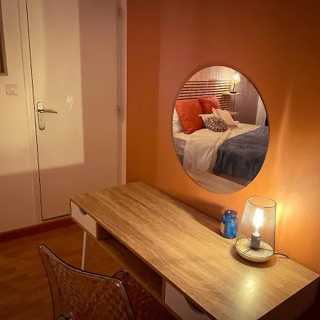 Appartement exclusif de 65 m2 en coeur de ville avec parking, accès inclus à salle de sport de 2000m2, Sauna&Hammam Nevers Extérieur photo