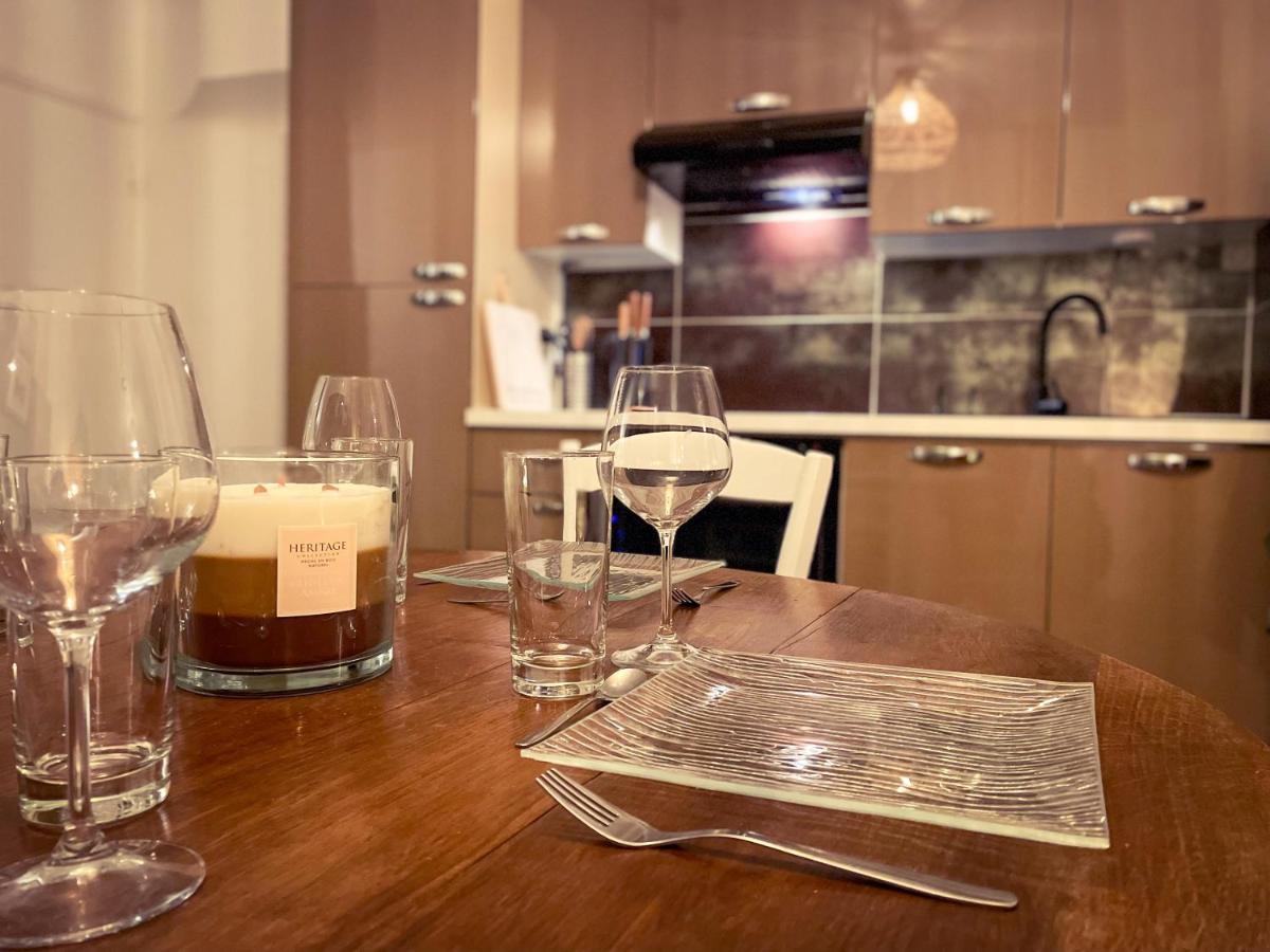 Le Noeud Vert: Nevers-themed With City-center Parking & Fitness Access *